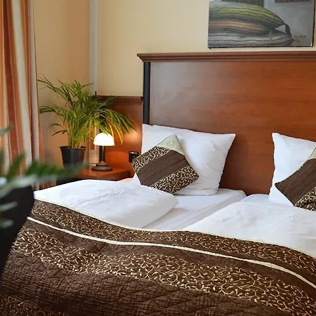 시티 웨스트 호텔