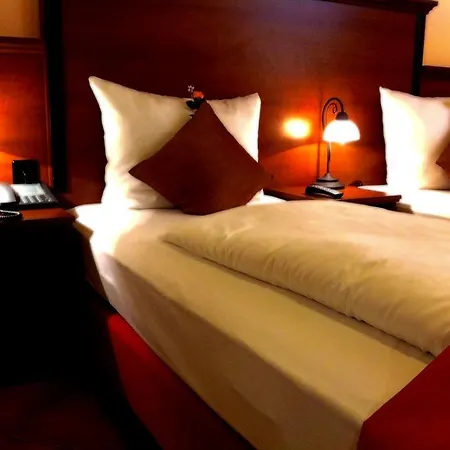 시티 웨스트 호텔