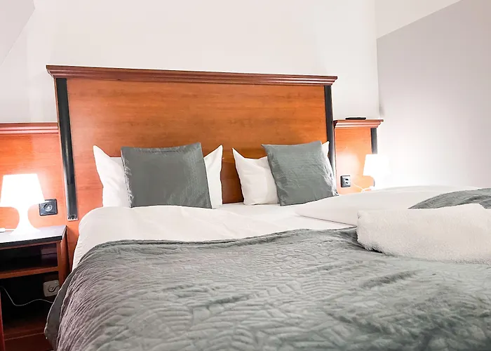 West פרנקפורט