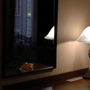 シティ ウエスト 3* フランクフルト