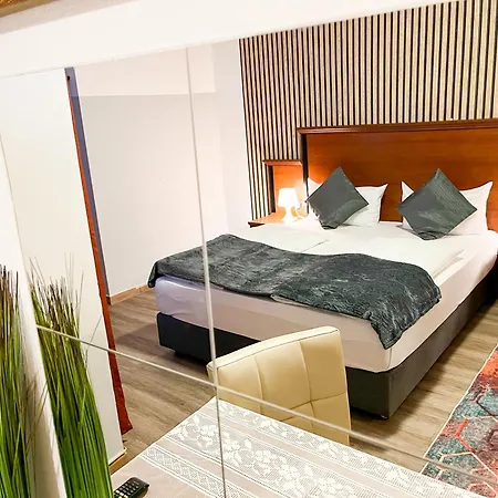 West Hotell